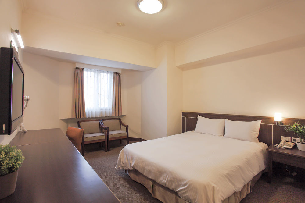 Ful Won Hotel Тайчжун Екстер'єр фото